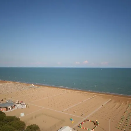 Attico Fronte Mare Zanier